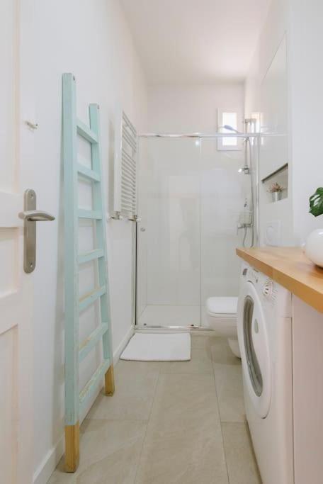 El Botones Nuevo Y Luminoso Apto De Diseno En Lavapies Apartamento Madrid